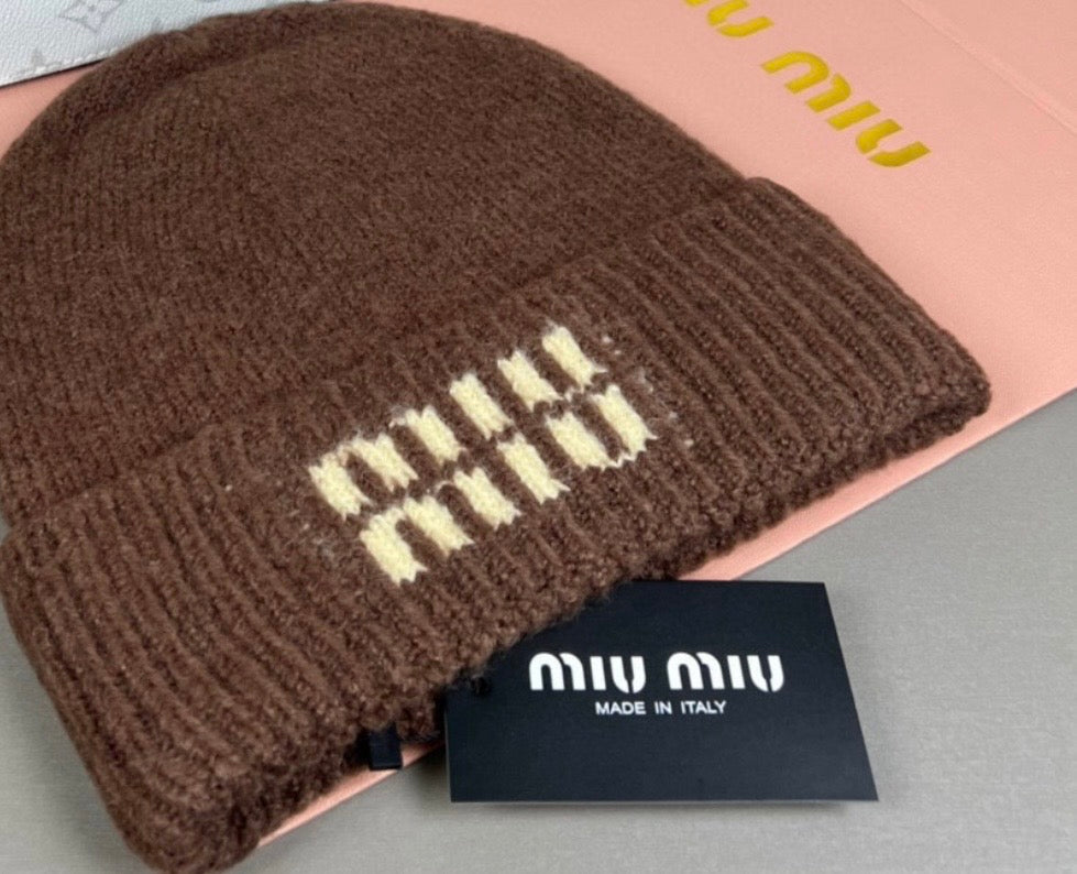 ✨ Luxe Logo Knit Beanie miu miu *Pre-Order*