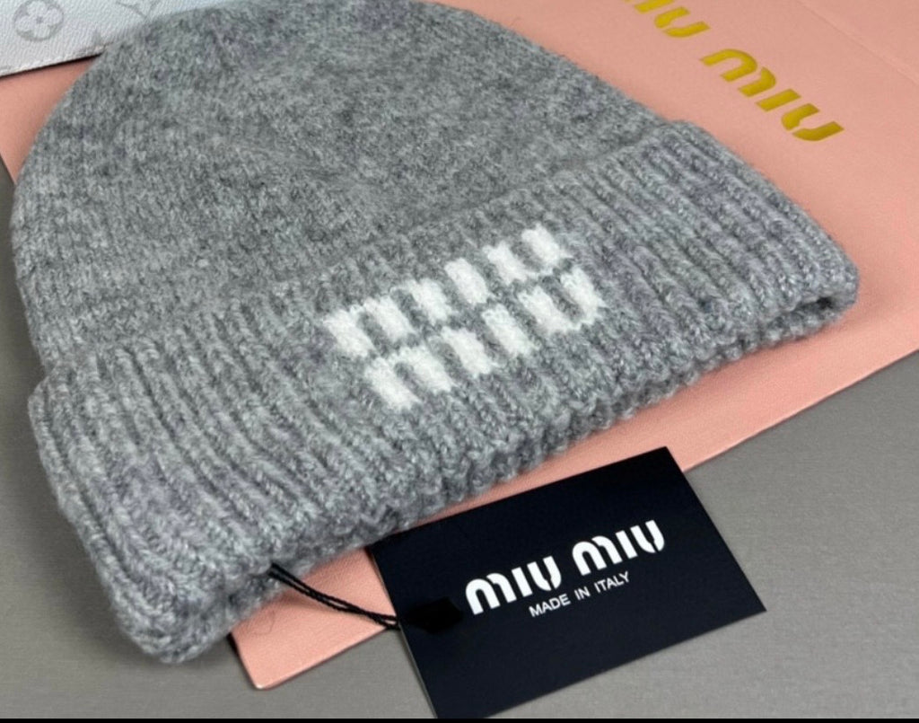 ✨ Luxe Logo Knit Beanie miu miu *Pre-Order*