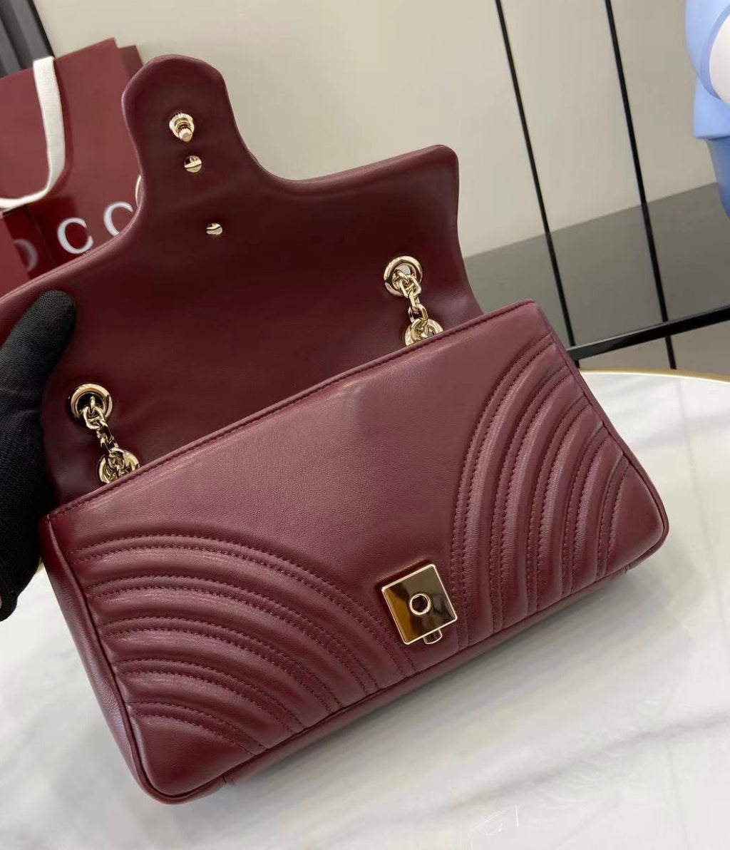 🍷 Burgundy Quilted Chain Shoulder Bag *Pre-Order*