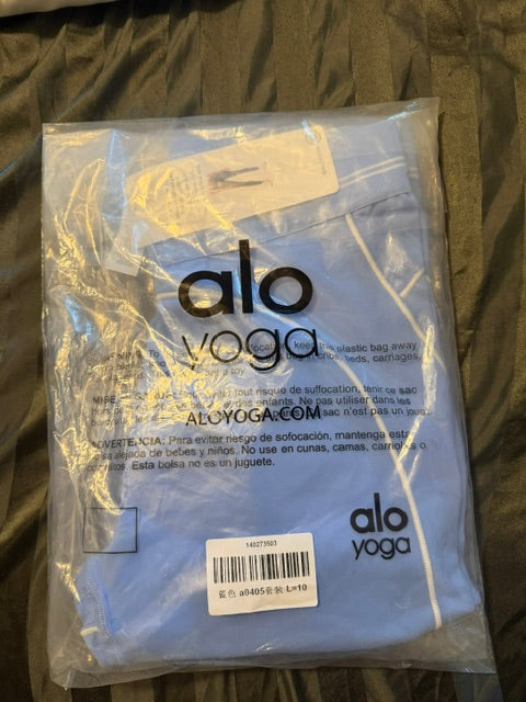 ALO Yoga Set Powder Blue