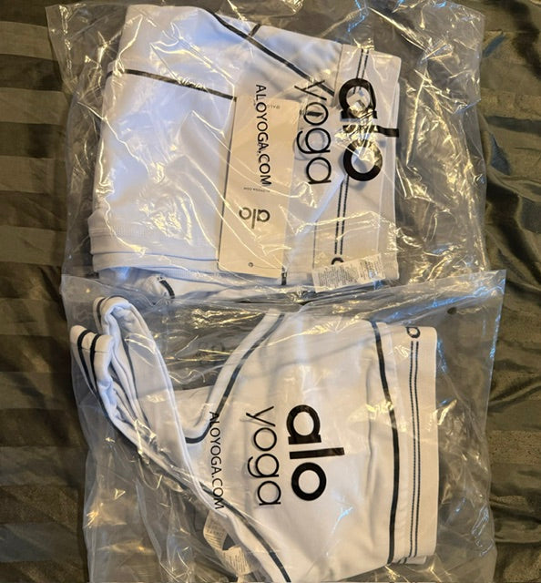 ALO Yoga White Yoga Set with Black Trim